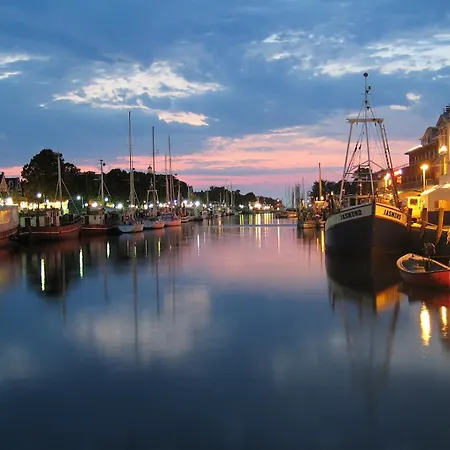 Doppelzimmer Bar, Direkt Am Alten Strom * Rostock