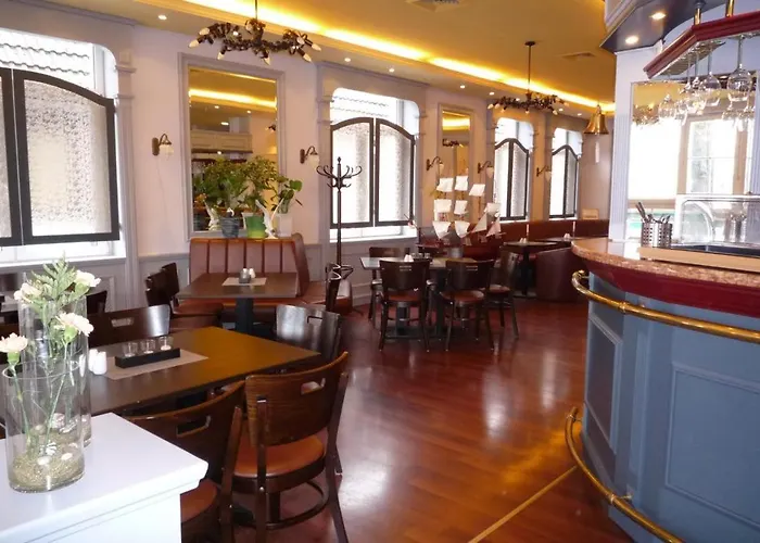 Doppelzimmer Bar, Direkt Am Alten Strom *